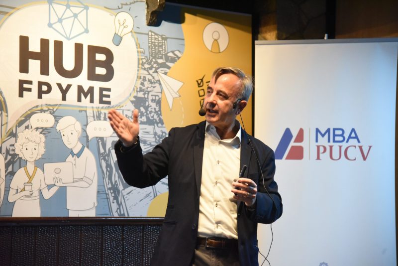 MBA PUCV y HUB FPYME realizan conversatorio en Magallanes