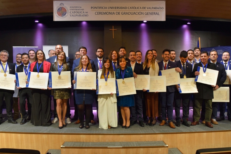 MBA PUCV celebra la graduación de una nueva generación de profesionales en Viña del Mar